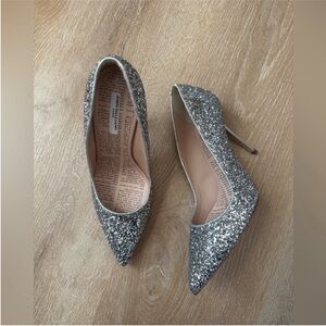 John Galliano Metallic Silver Glitter Pump Pointed Toe Heels NWT Size 9